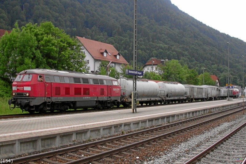 Bahn 154.jpg - Ein Spritzzug zur Unkrautvernichtung oder neudeutsch Vegetationskontrolle. Betreiber des 'Blumengießers' ist die Firma Spiess Urania.